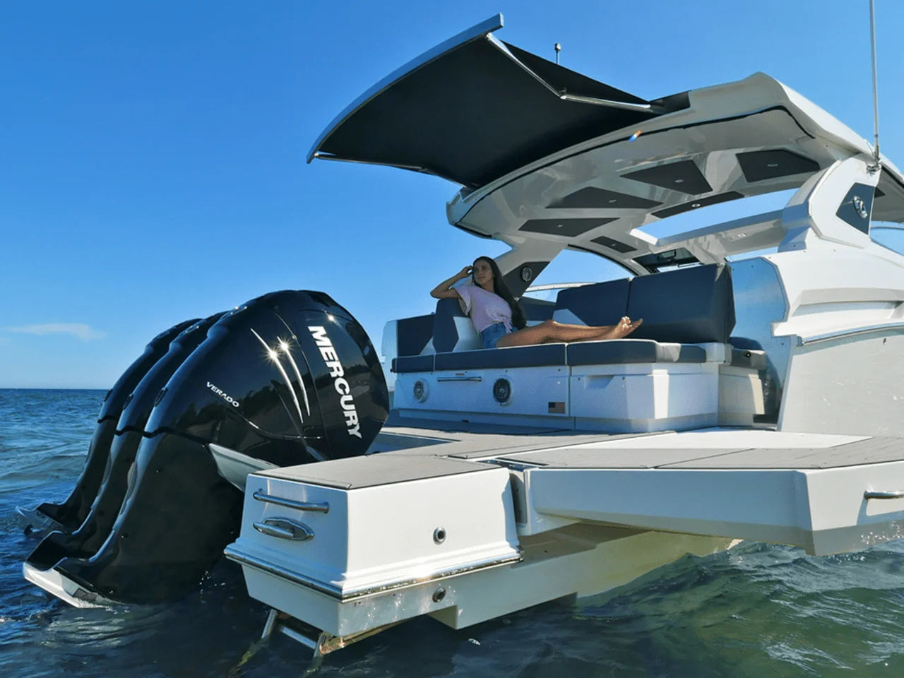 2026 Cruisers Yachts 42 GLS Outboard 42.0 feet, Inuvik, Northwest Territories #13