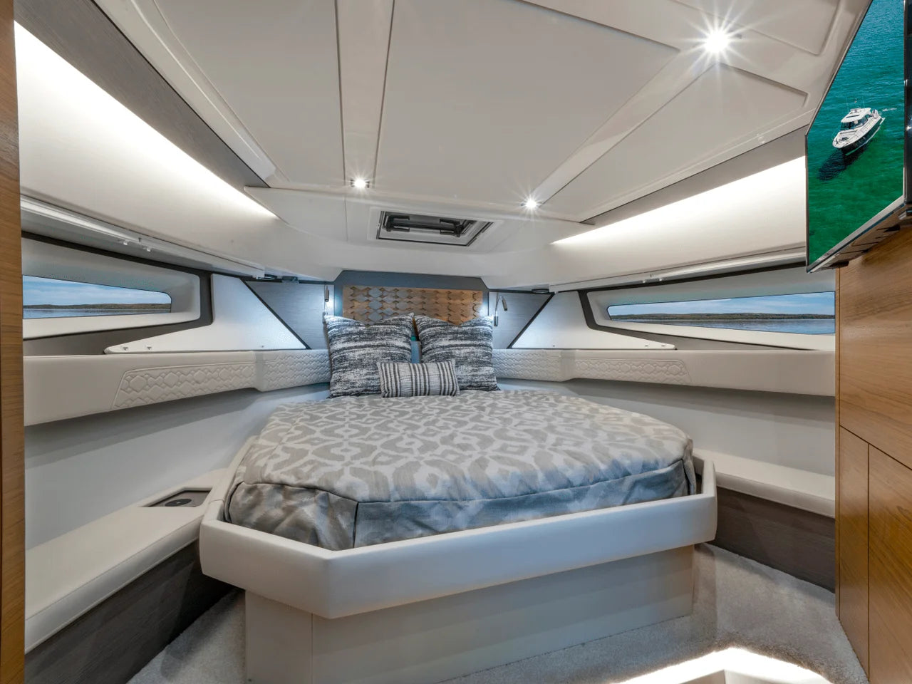 2025 Tiara Yachts LE 43 43.0 feet, Inuvik, Northwest Territories #34