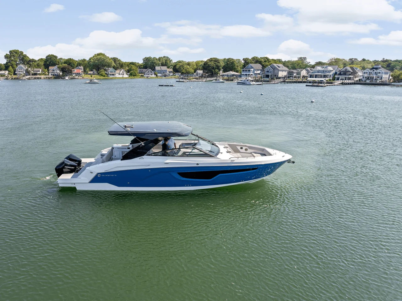 2026 Cruisers Yachts 34 GLS Outboard 34.0 feet, Danvers, Massachusetts #1