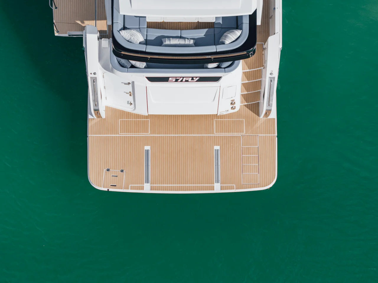 2027 Cruisers Yachts 57 FLY 57.0 feet, Naples, Florida #17