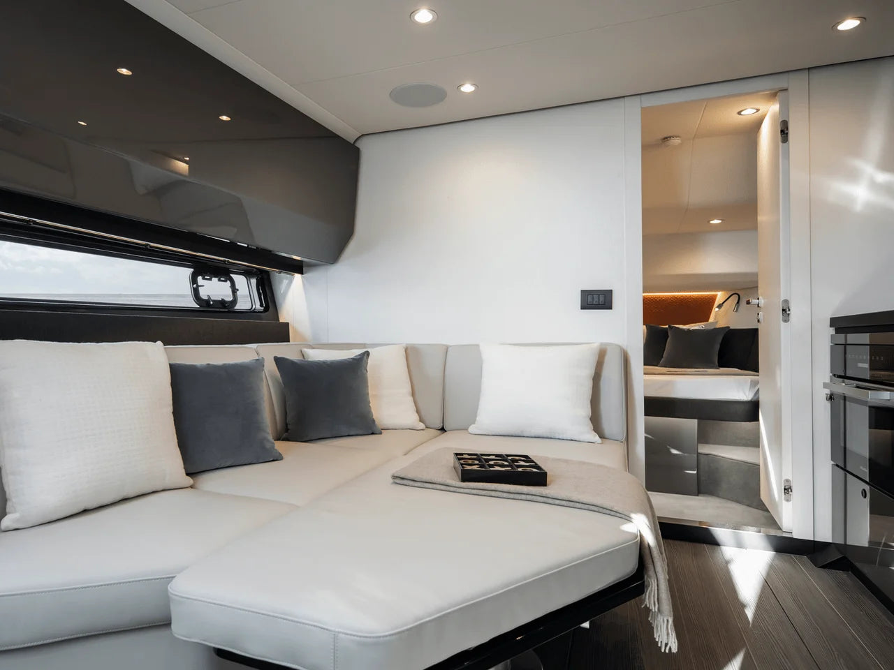2027 Azimut Verve 48 48.0 feet, Naples, Florida #23