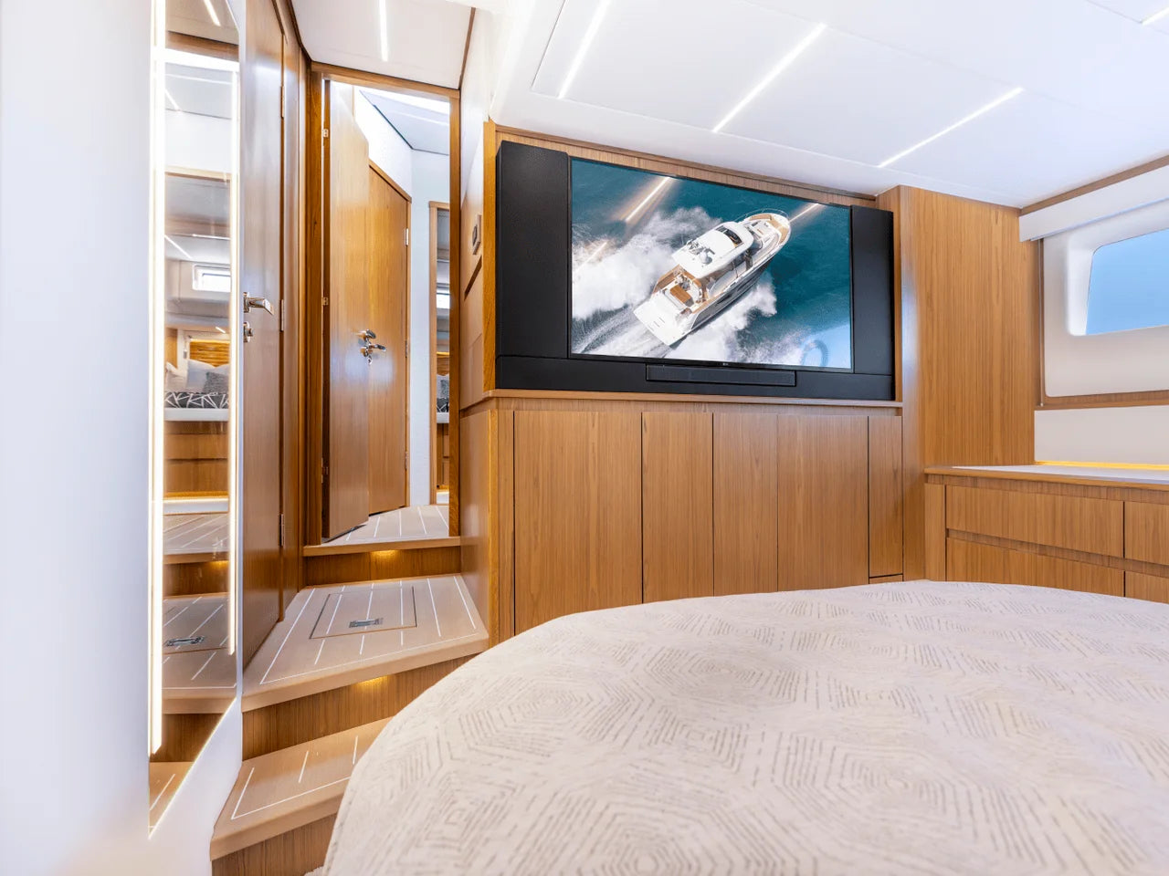 2025 Tiara Yachts EX 54 54.0 feet, Inuvik, Northwest Territories #44