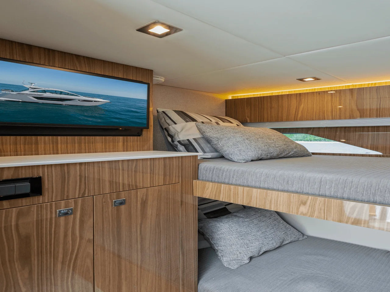 2026 Cruisers Yachts 50 Cantius 50.0 feet, Inuvik, Northwest Territories #132