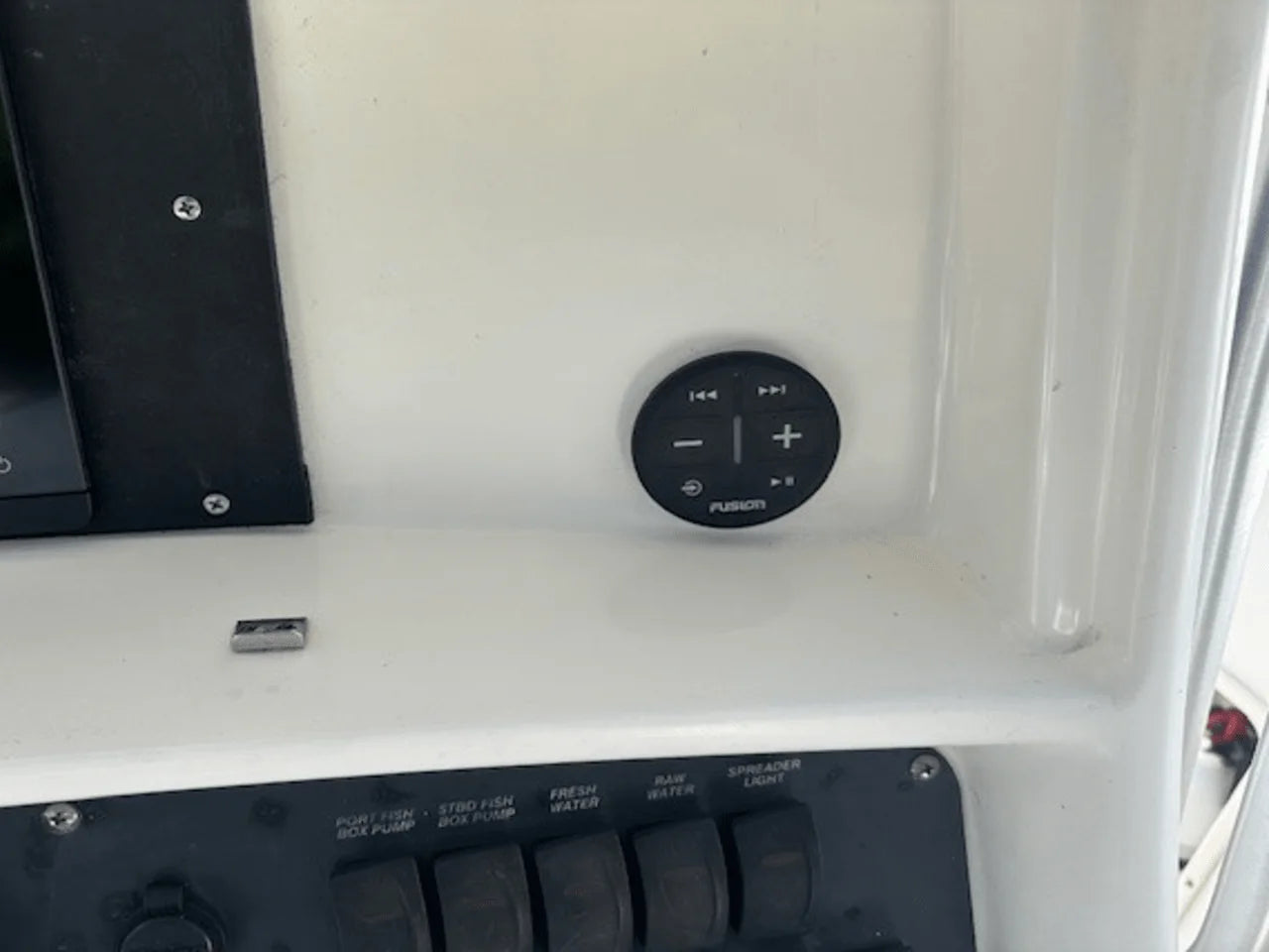 2006 Boston Whaler 240 OUTRAGE 24.0 feet, Wakefield, RI #11