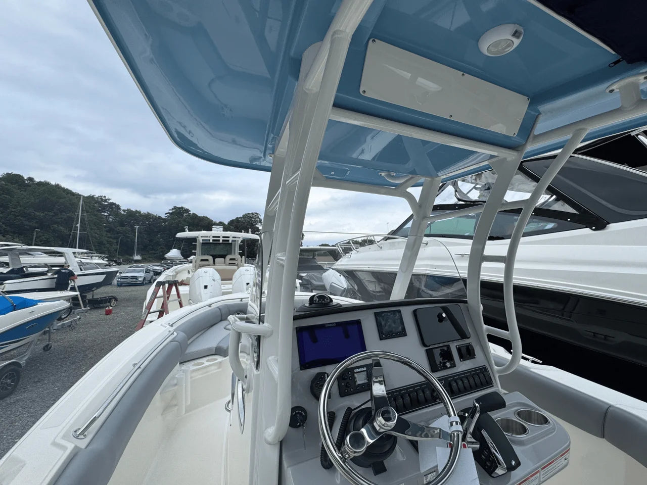 2026 Boston Whaler 230 Outrage 23.0 feet, Huntington, NY #31