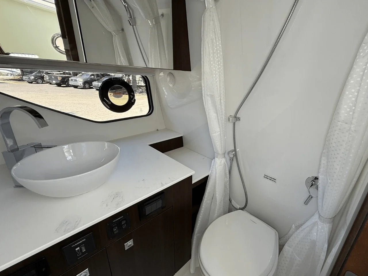 2026 Cruisers Yachts 38 GLS 37.0 feet, Lake Ozark, MO #49