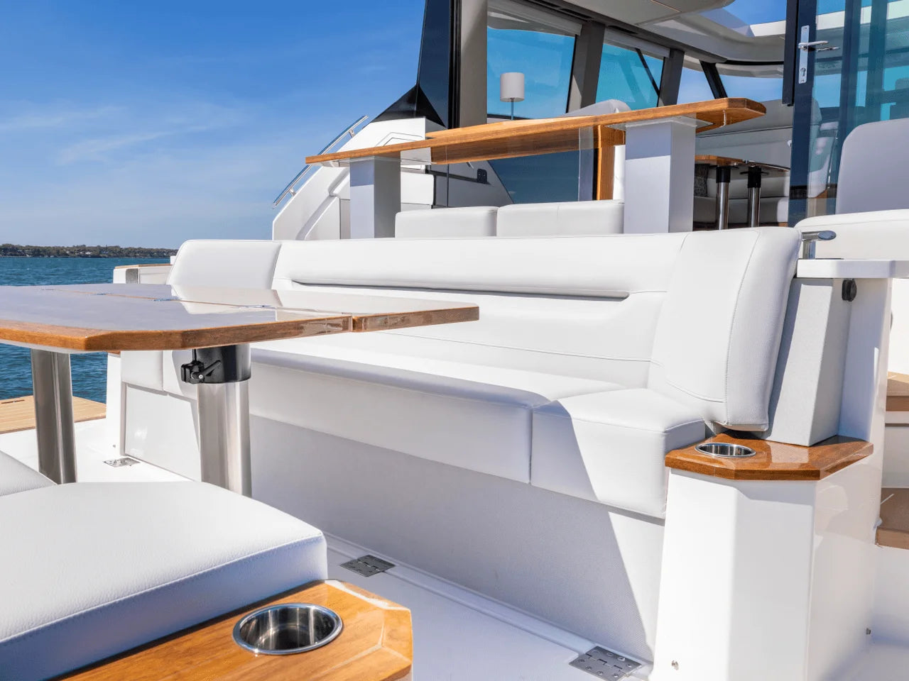 2025 Tiara Yachts EX 54 54.0 feet, Inuvik, Northwest Territories #9