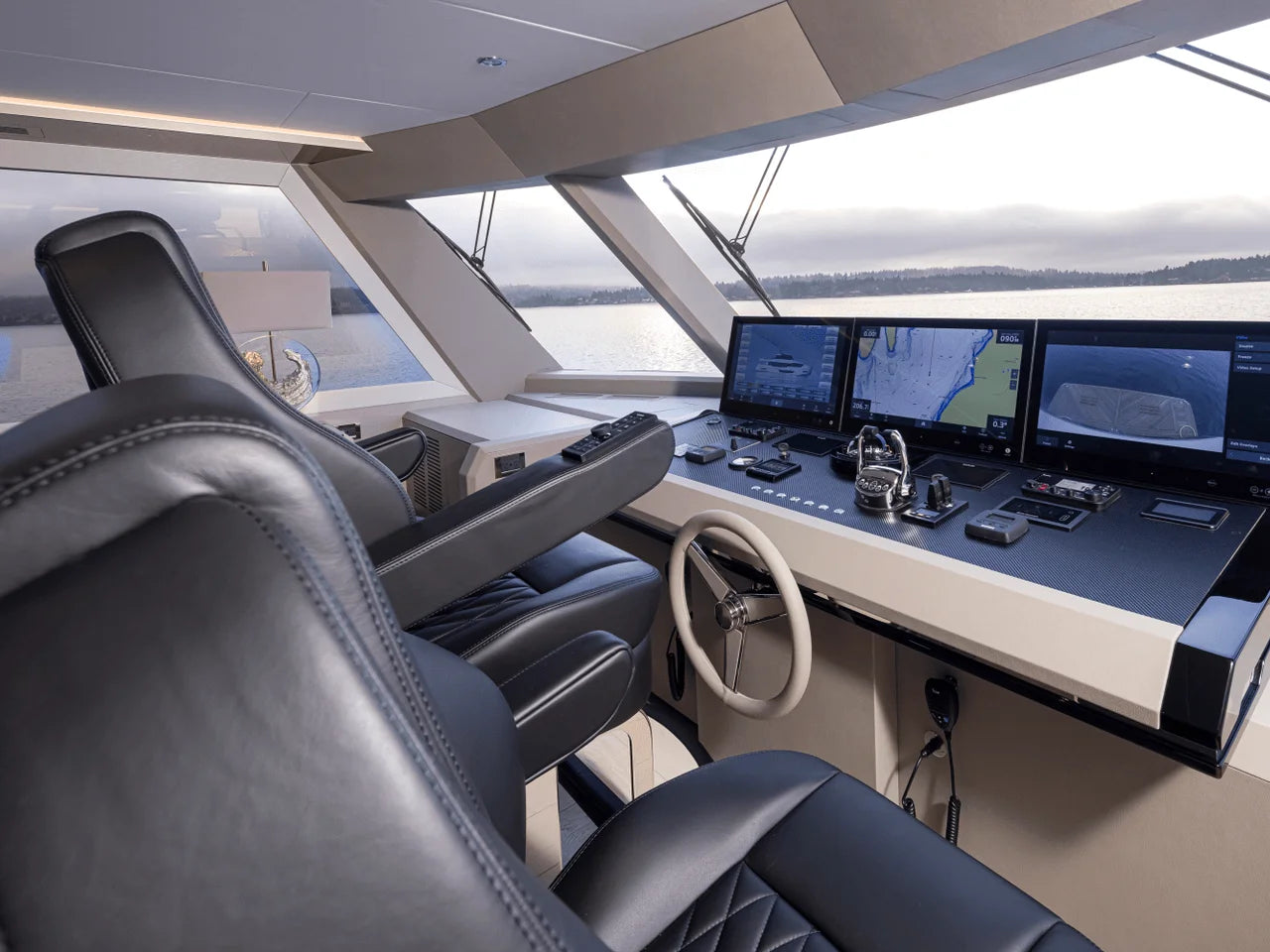 2025 Ocean Alexander 27R 88.0 feet, Pompano Beach, FL #43