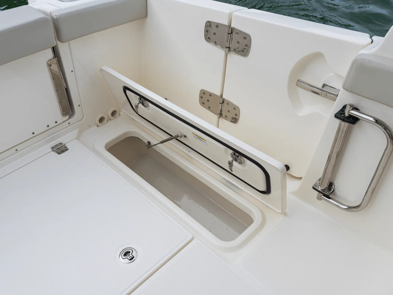 2027 Boston Whaler 280 Vantage 27.0 feet, Naples, Florida #68