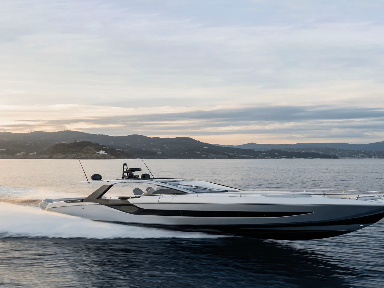 2027 Azimut Verve 48 48.0 feet, Naples, Florida #43