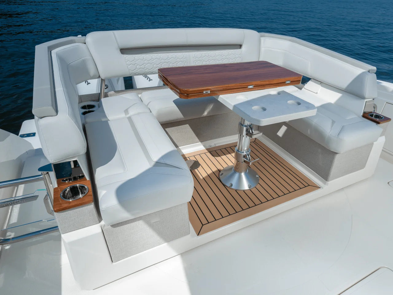 2025 Tiara Yachts LS 38 38.0 feet, Inuvik, Northwest Territories #64
