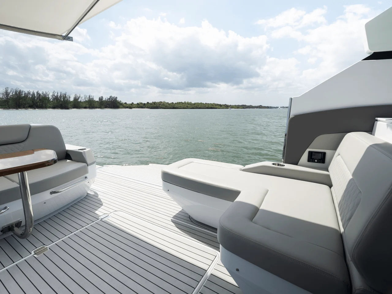2026 Cruisers Yachts 50 GLS 50.0 feet, Inuvik, Northwest Territories #77