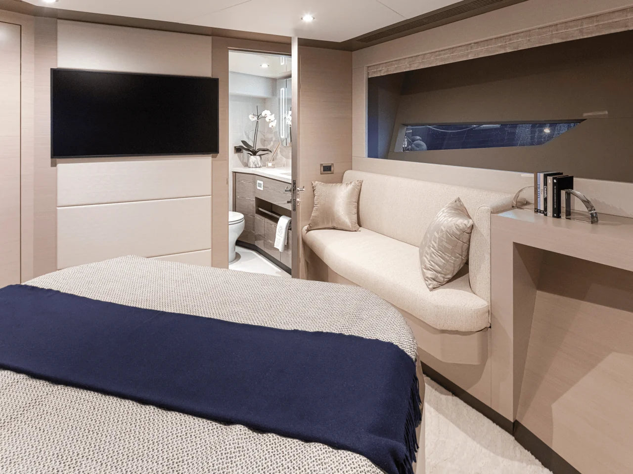 2025 Ocean Alexander 27R 88.0 feet, Pompano Beach, FL #77