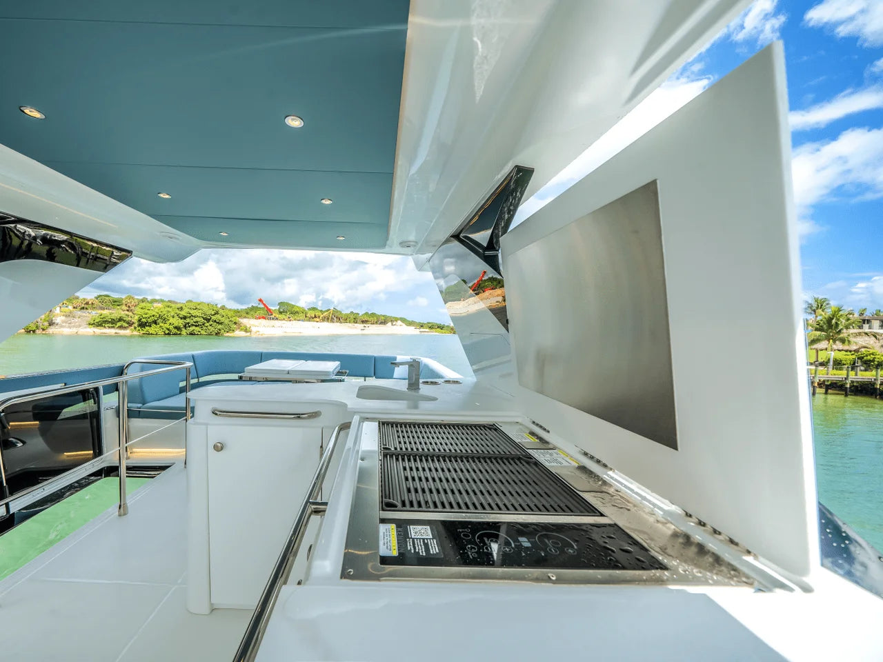 2026 Cruisers Yachts 57 FLY 57.0 feet, Jupiter, Florida #80