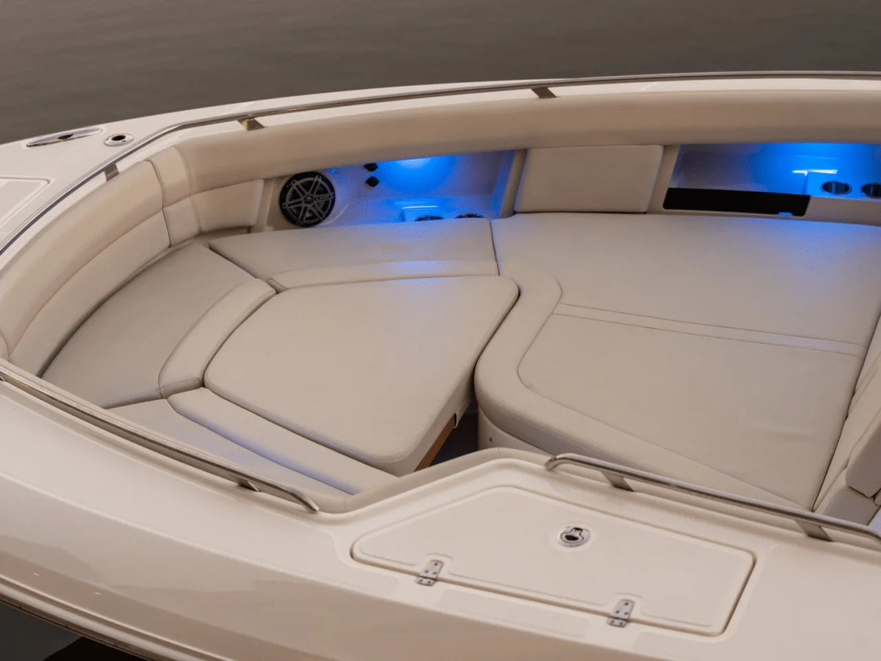 2027 Boston Whaler 380 Realm 38.0 feet, Naples, Florida #51