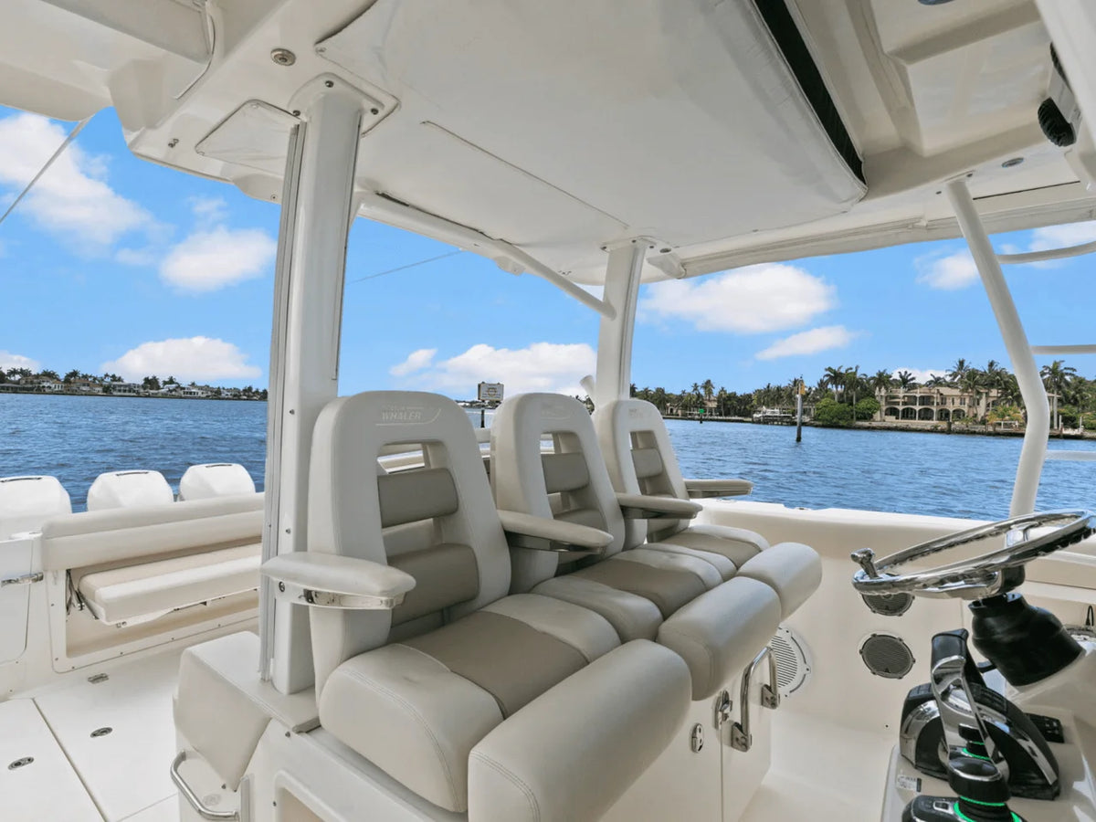 2018 Boston Whaler 380 OUTRAGE 38.0 feet, Naples, Florida #25