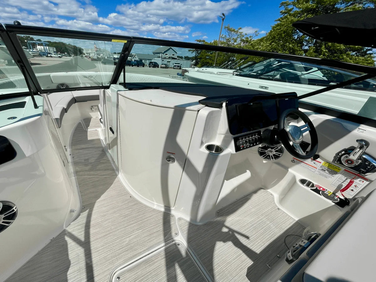 2026 Sea Ray SDX 250 Outboard 25.0 feet, Quincy, MA #12