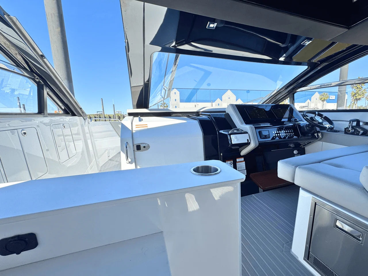 2025 Cruisers Yachts 42 GLS Outboard 42.0 feet, Seabrook, TX #14