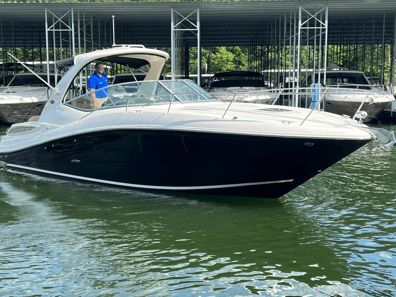 2016 Sea Ray 330 SUNDANCER 33.0 feet, Lake Ozark, MO #16