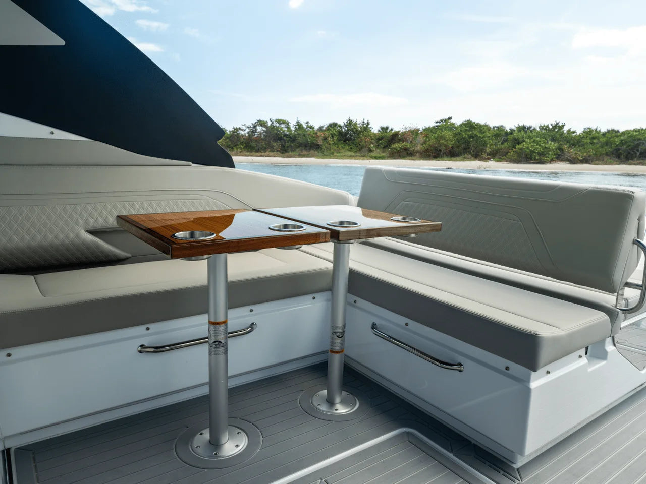 2027 Cruisers Yachts 34 GLS Outboard 34.0 feet, Sarasota, FL #71