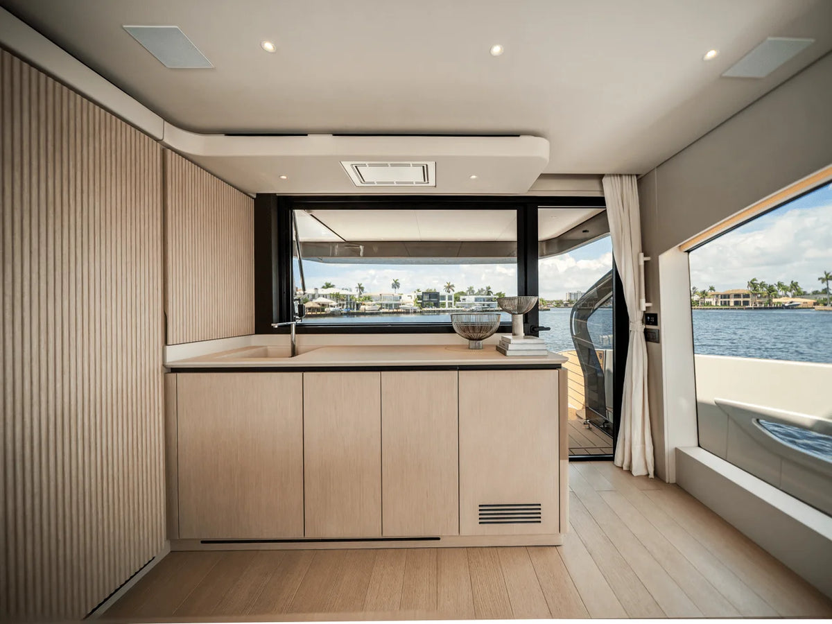 2025 Azimut Seadeck 6 60.0 feet, Dania Beach, Florida #30