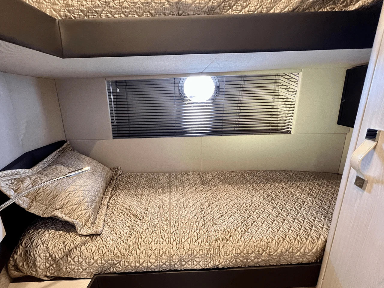 2019 Azimut 50 FLYBRIDGE 50.0 feet, Huntington, NY #66