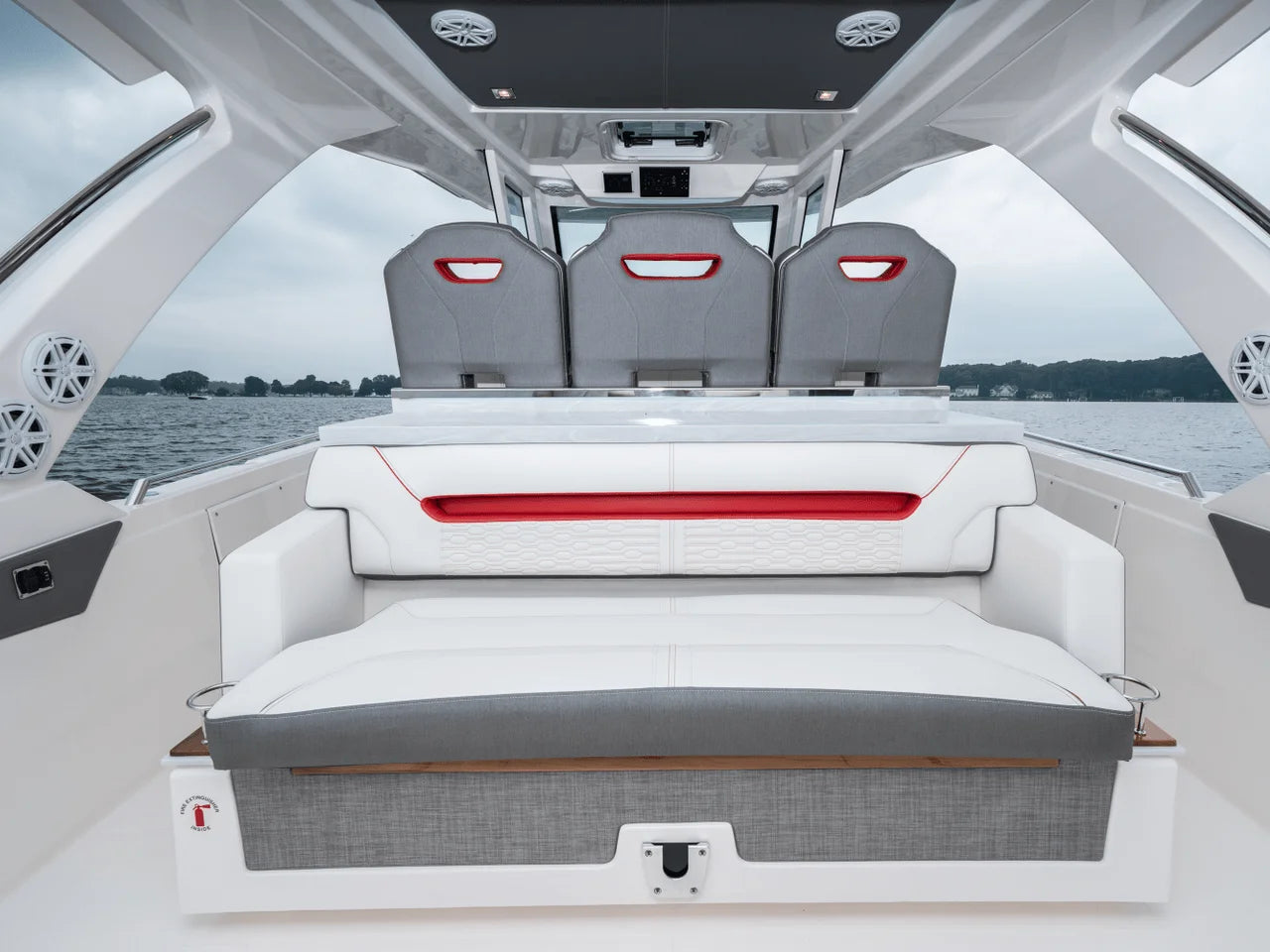 2025 Tiara Yachts LS 34 34.0 feet, Inuvik, Northwest Territories #74