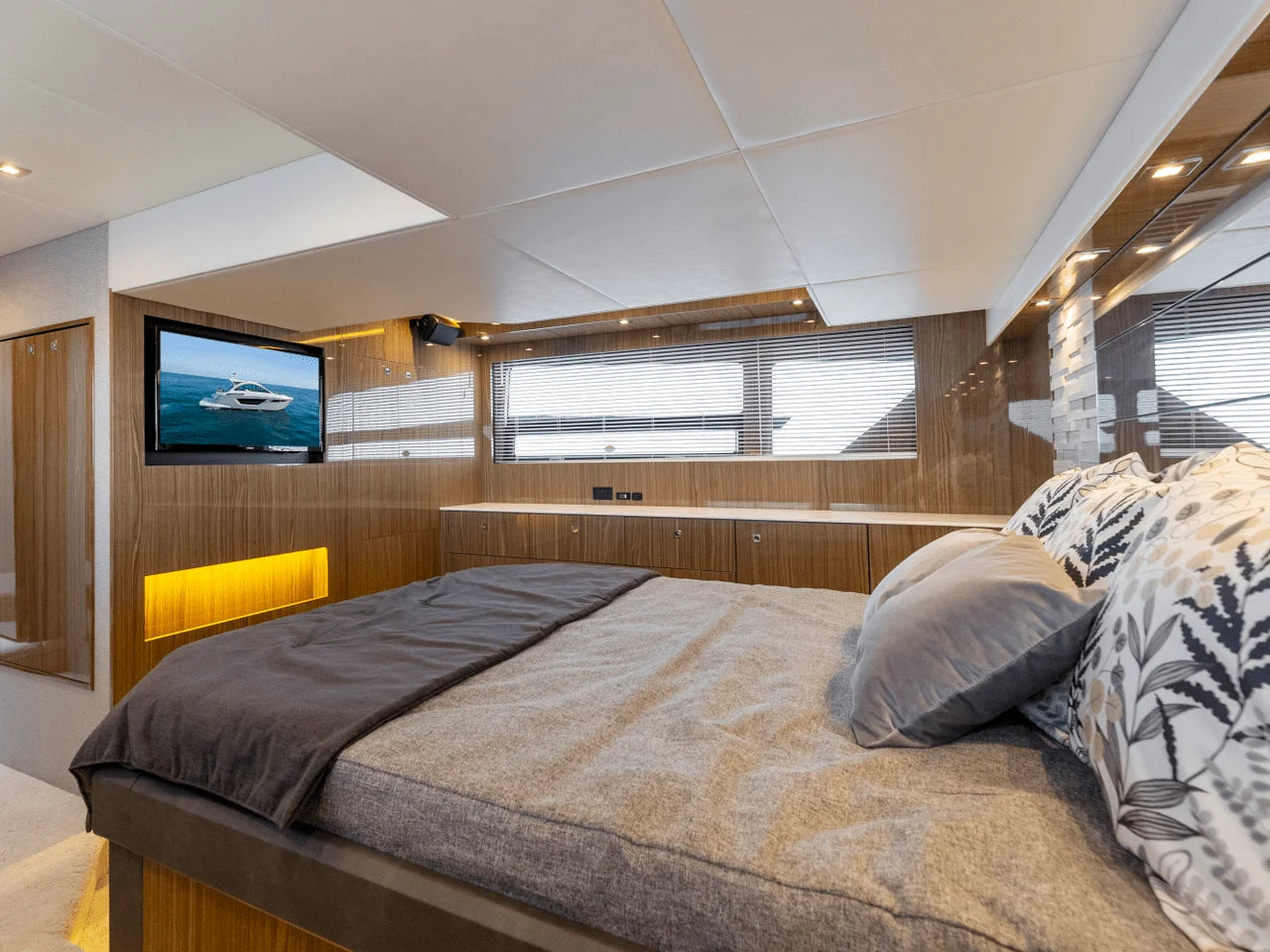 2026 Cruisers Yachts 50 Cantius 50.0 feet, Inuvik, Northwest Territories #55