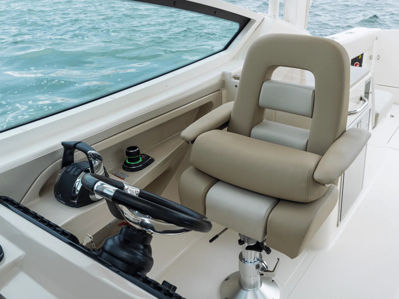 2027 Boston Whaler 280 Vantage 28.0 feet, Panama City Beach, Florida #57