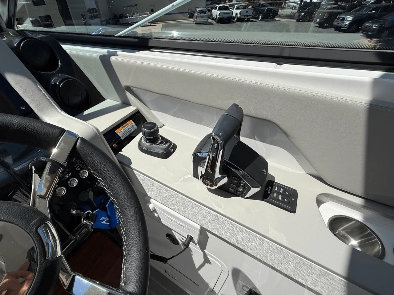 2026 Cruisers Yachts 38 GLS 37.0 feet, Lake Ozark, MO #37