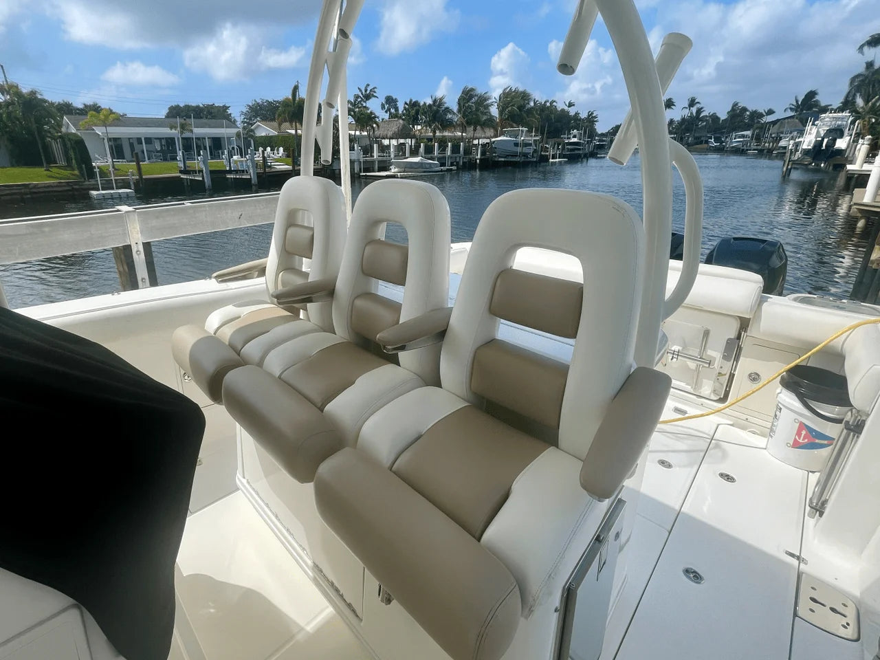 2012 Boston Whaler 370 OUTRAGE 37.0 feet, Pompano Beach, FL #32