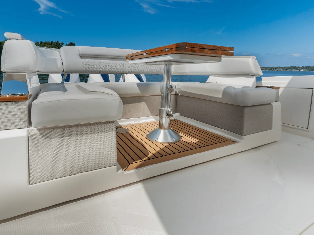 2025 Tiara Yachts LS 38 38.0 feet, Inuvik, Northwest Territories #66
