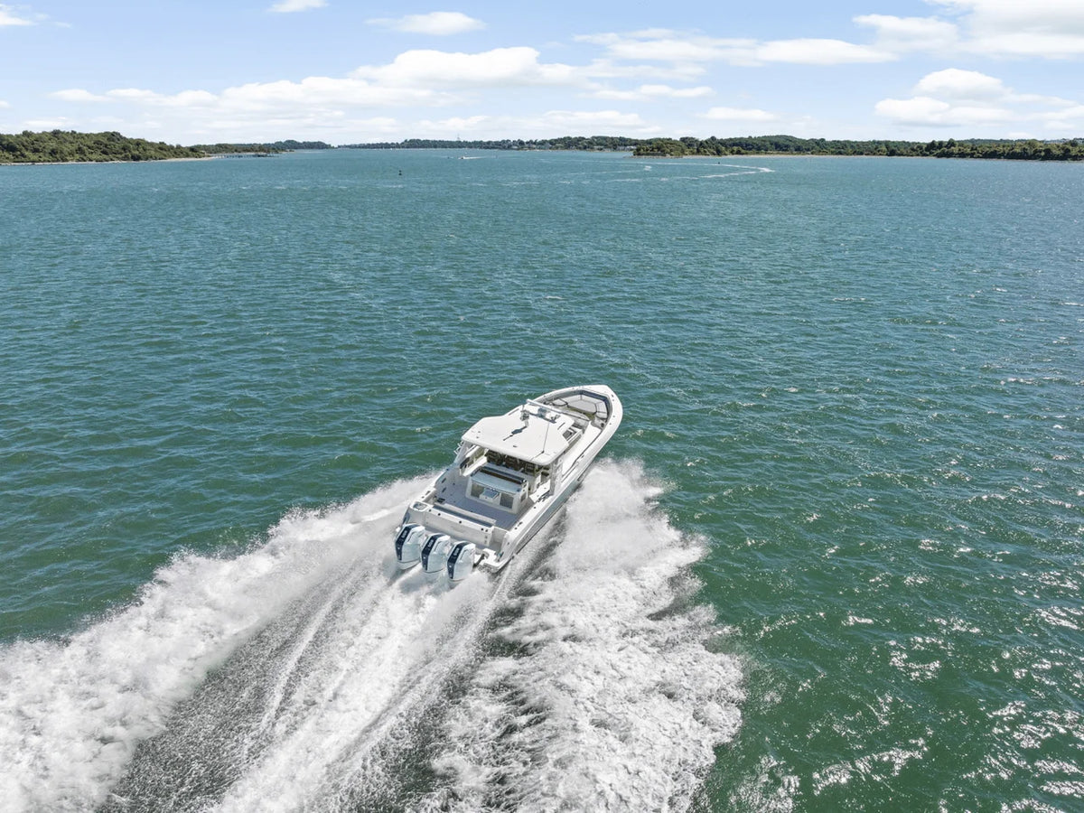 2026 Boston Whaler 420 Outrage 42.0 feet, Quincy, MA #69