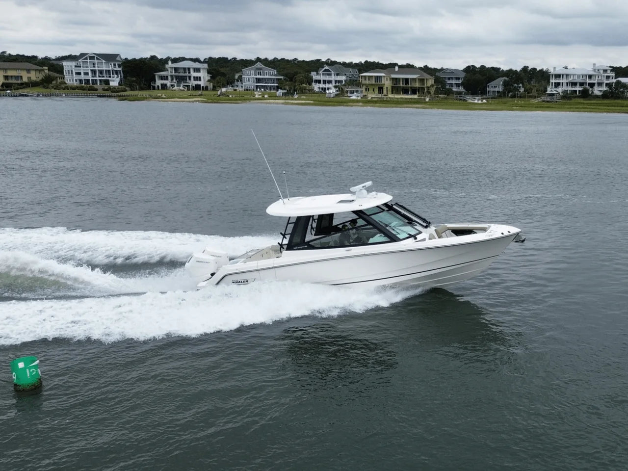 2026 Boston Whaler 330 Vantage 33.0 feet, Charleston, South Carolina #17