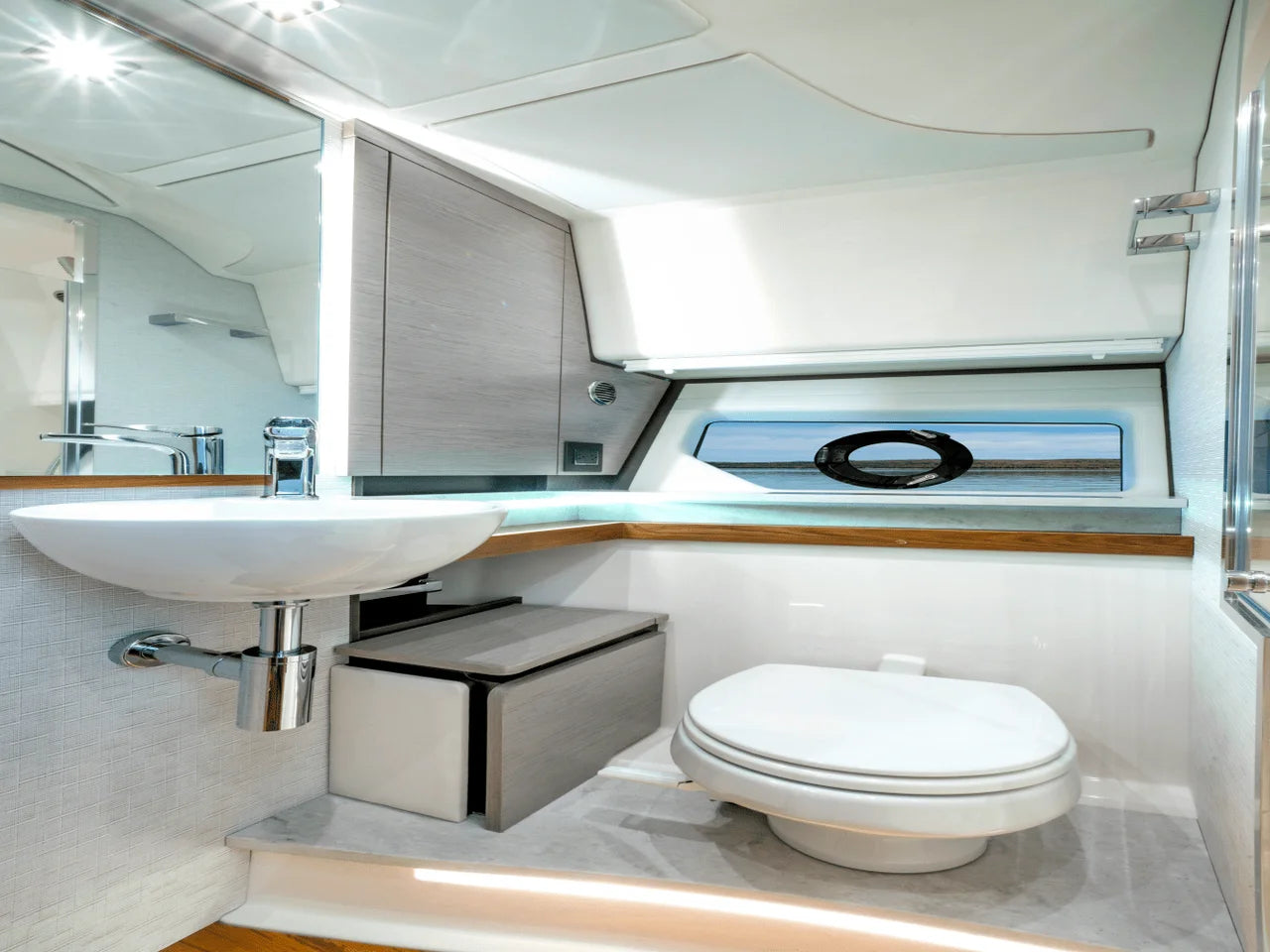 2025 Tiara Yachts LE 43 43.0 feet, Inuvik, Northwest Territories #20