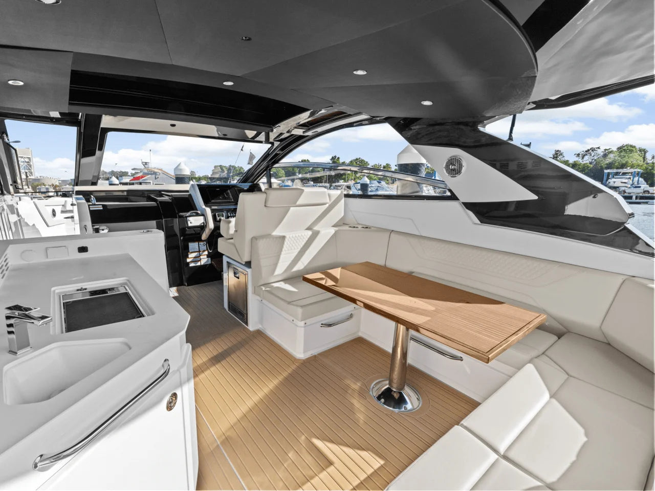 2025 Cruisers Yachts 42 GLS Outboard 42.0 feet, Quincy, MA #10