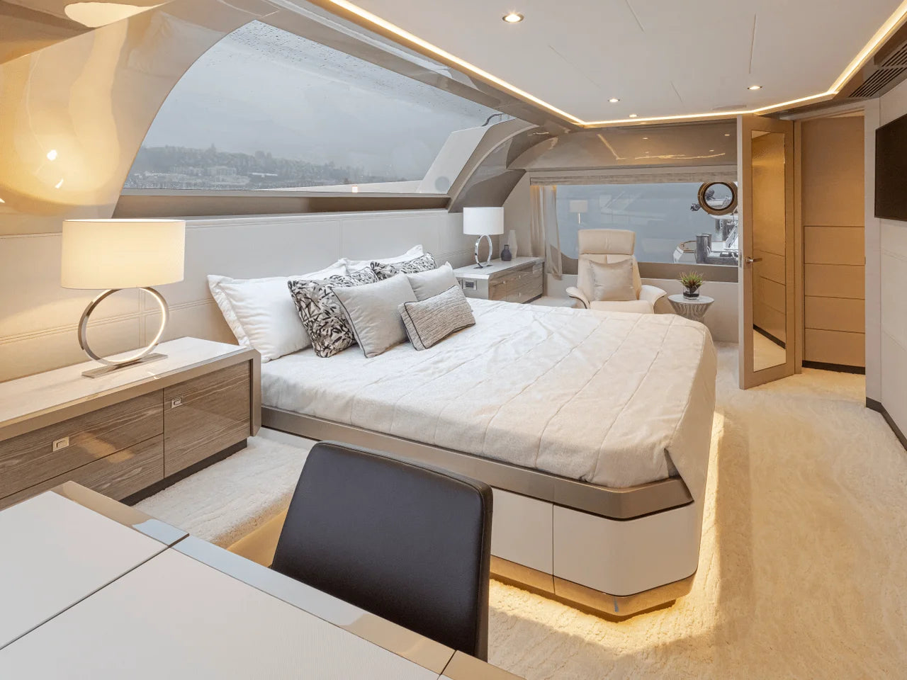 2025 Ocean Alexander 27R 88.0 feet, Pompano Beach, FL #63