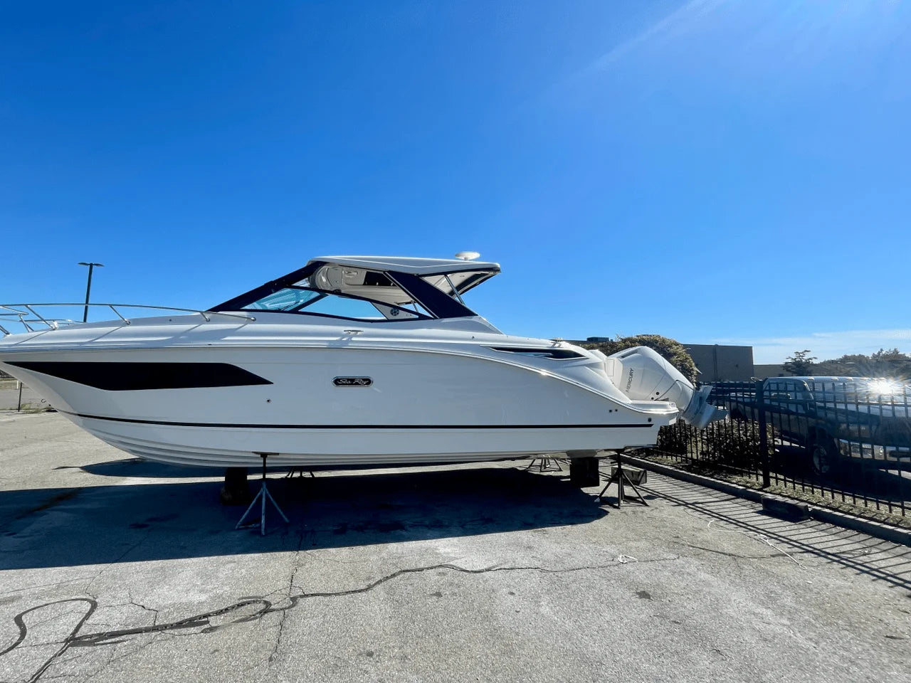 2026 Sea Ray Sundancer 320 Outboard 32.0 feet, Danvers, Massachusetts #1