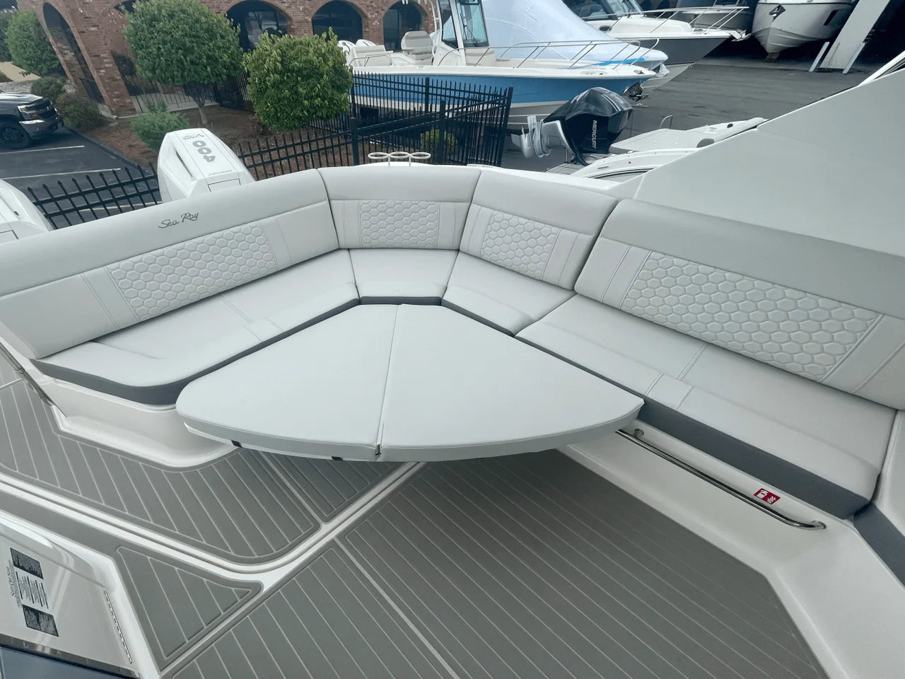 2026 Sea Ray Sundancer 320 Outboard 32.0 feet, Danvers, Massachusetts #7