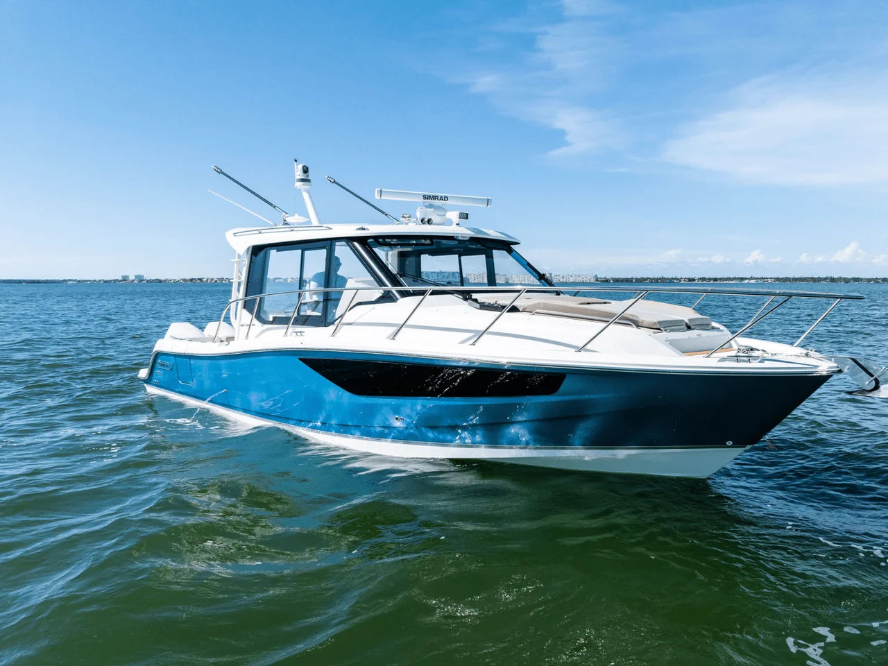 2025 Boston Whaler 365 Conquest 36.0 feet, St Petersburg, FL #9