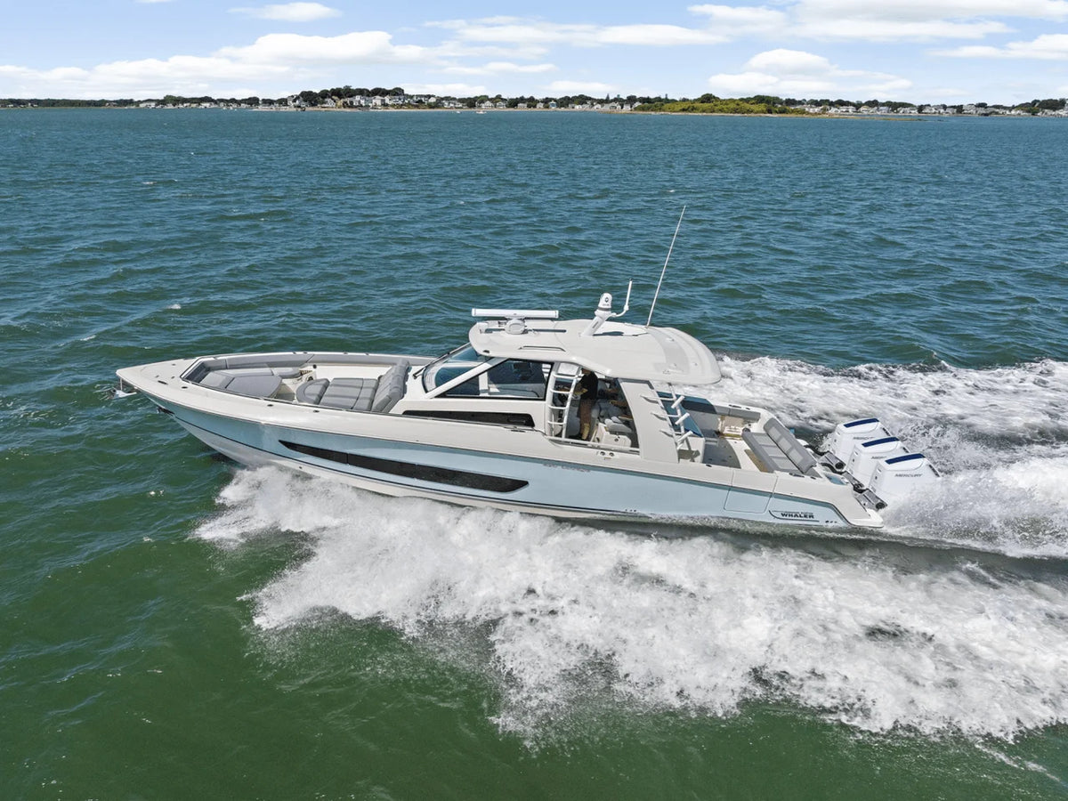 2026 Boston Whaler 420 Outrage 42.0 feet, Quincy, MA #5