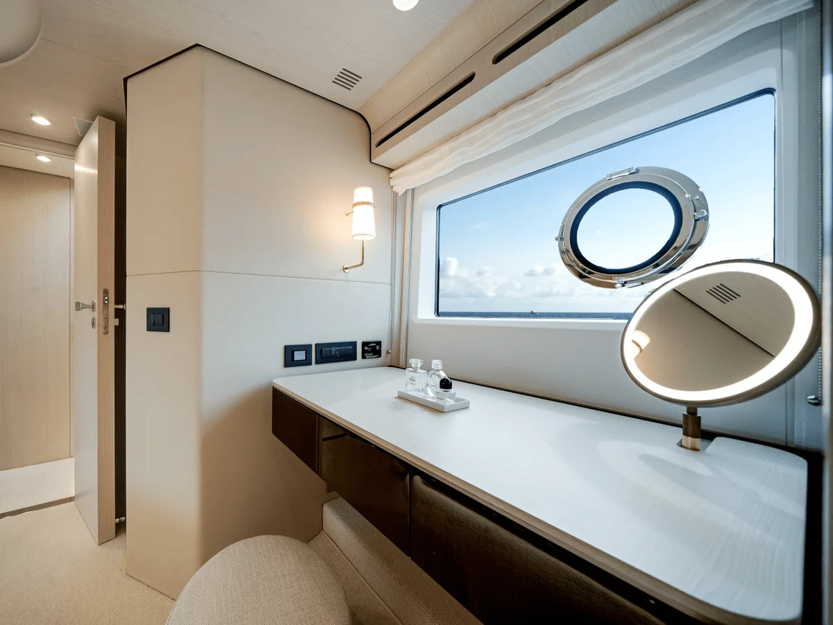 2026 Azimut Fly 78 78.0 feet, Dania Beach, Florida #47