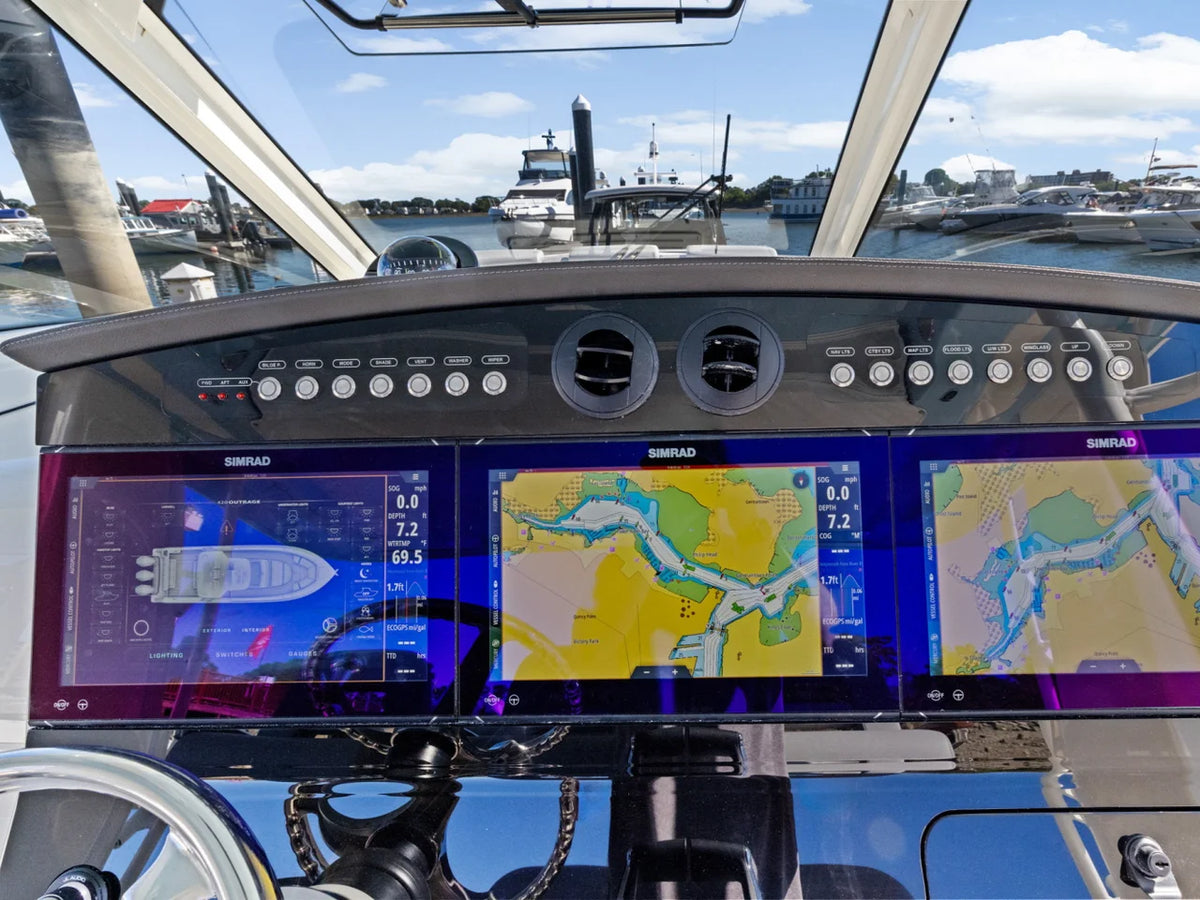 2026 Boston Whaler 420 Outrage 42.0 feet, Quincy, MA #32