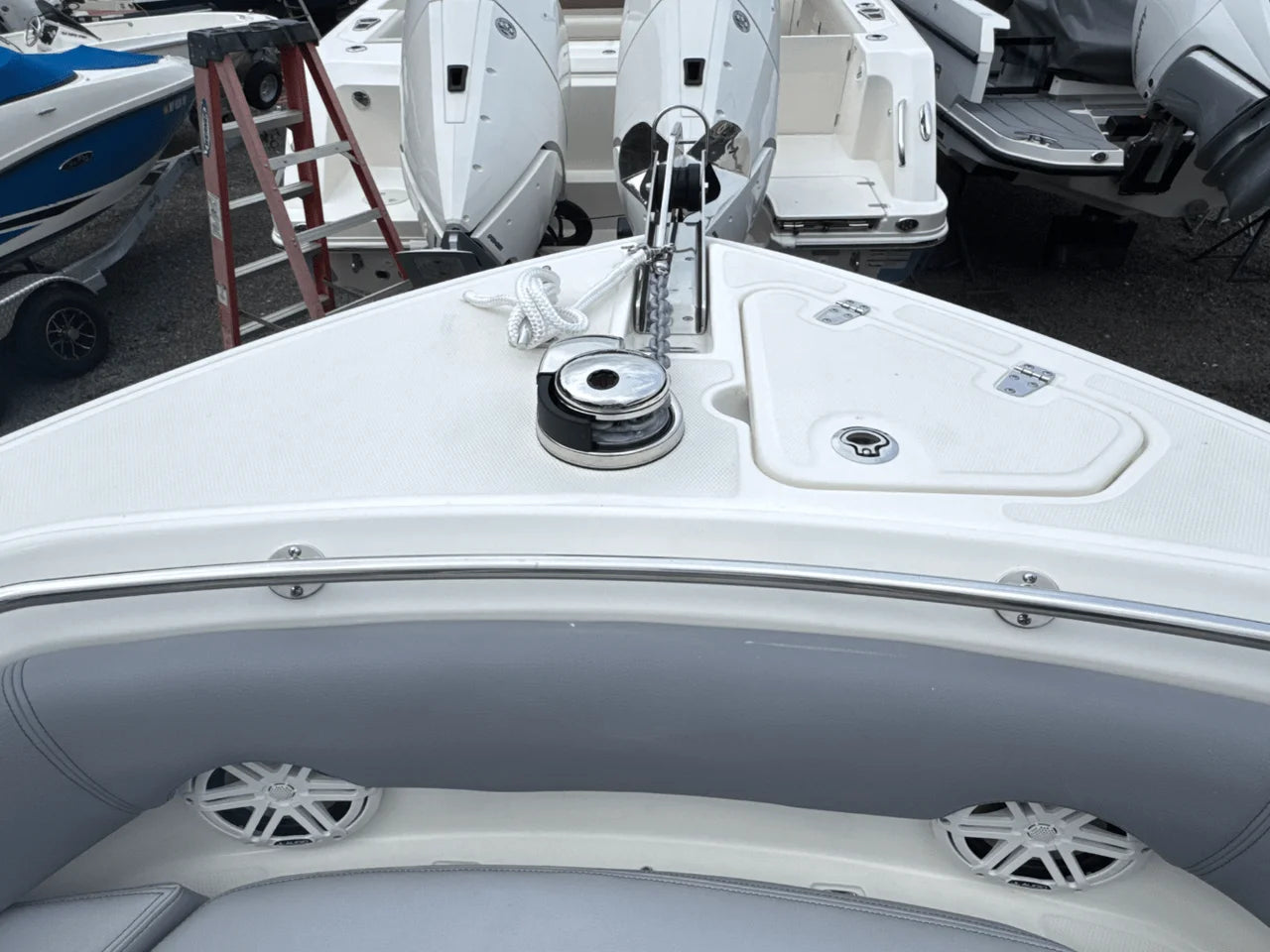 2026 Boston Whaler 230 Outrage 23.0 feet, Huntington, NY #47