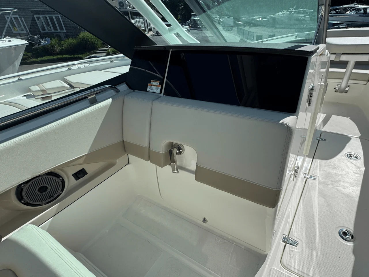 2026 Boston Whaler 240 Vantage 24.0 feet, Huntington, NY #21