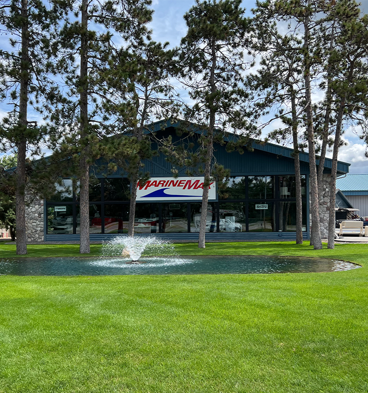 Contact MarineMax