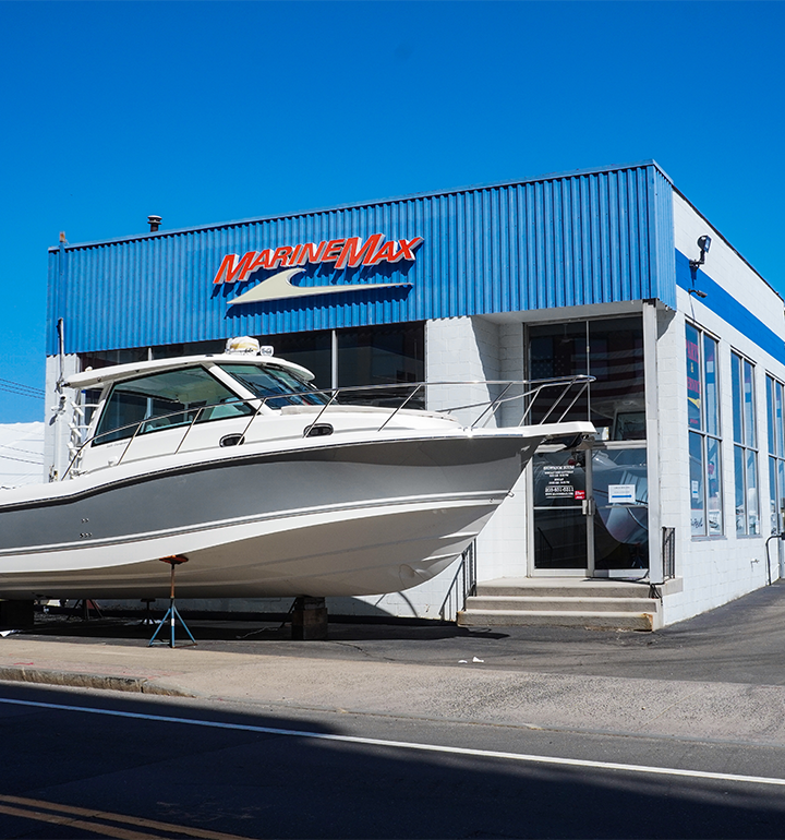 Contact MarineMax