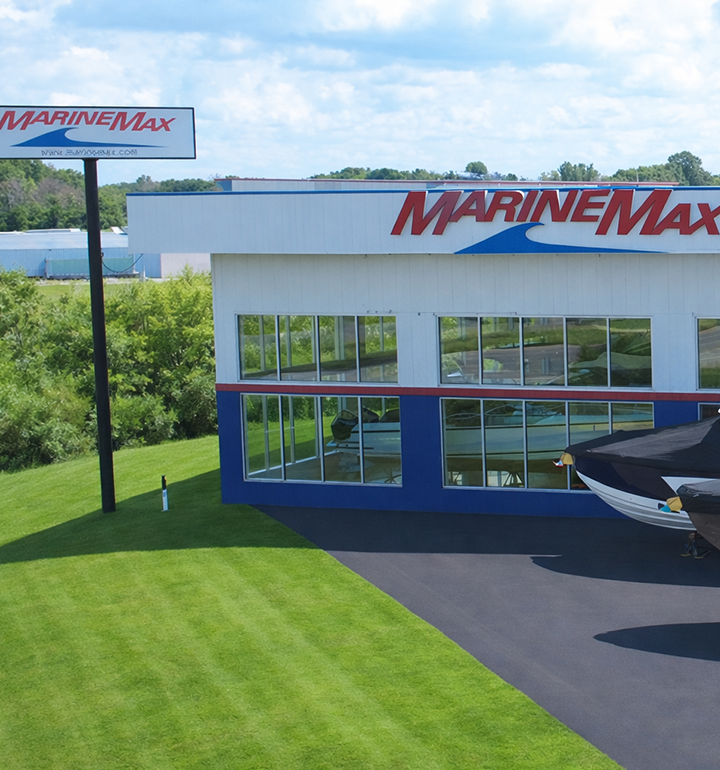 Contact MarineMax