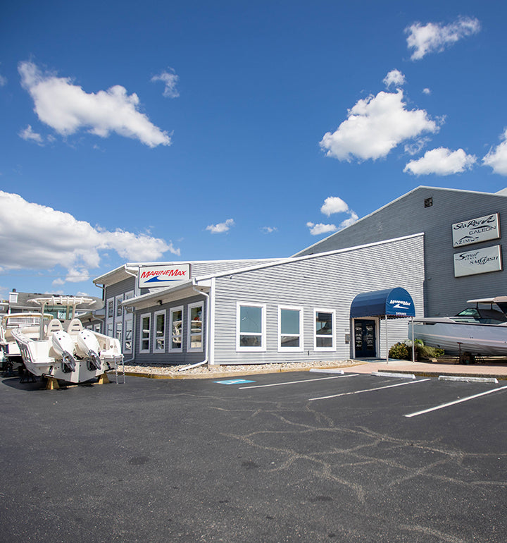 Contact MarineMax