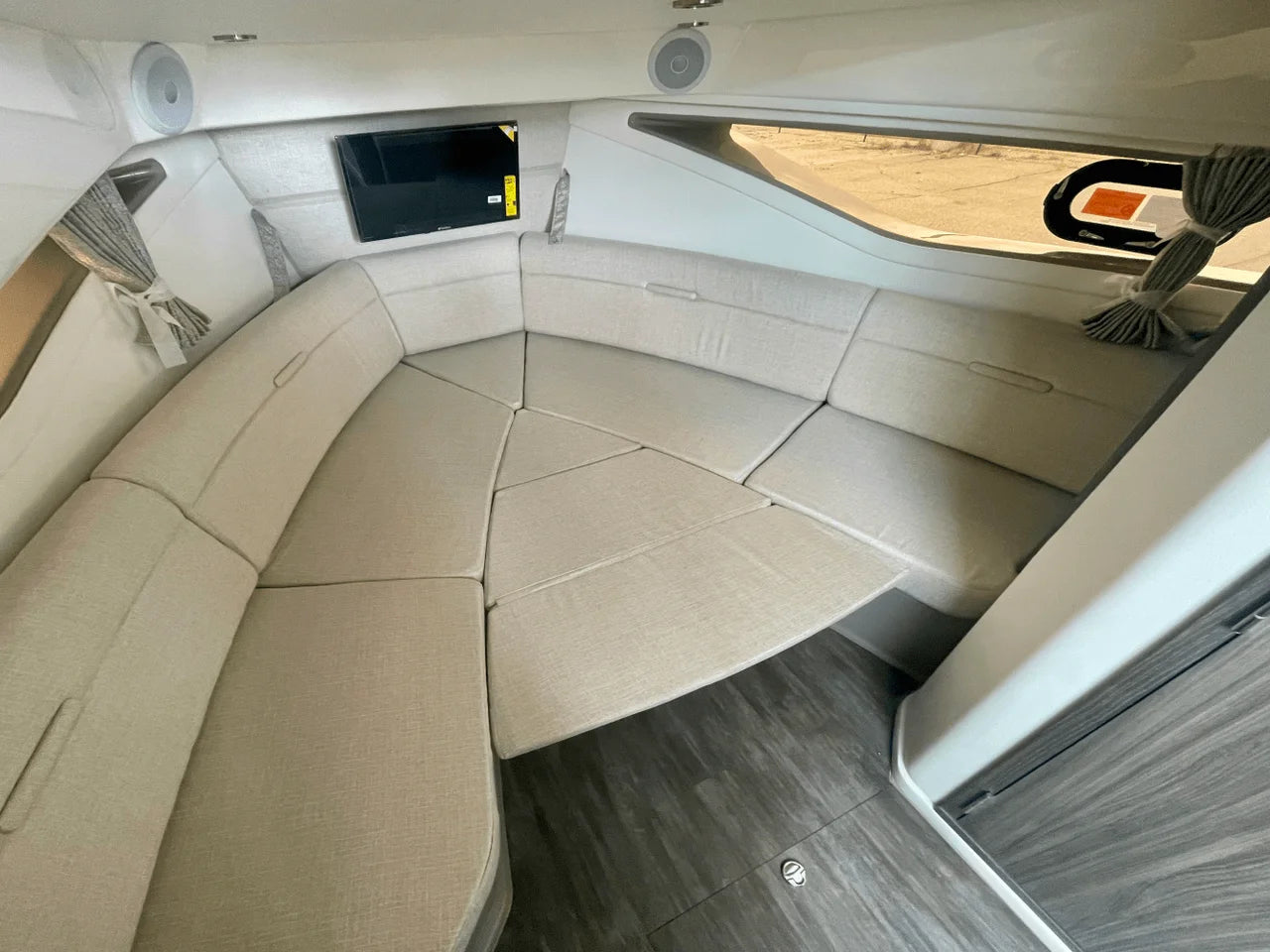 2026 Sea Ray Sundancer 320 Outboard 32.0 feet, Danvers, Massachusetts #19